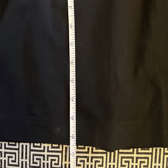 Theory size M skirt - Picture 3 of 4